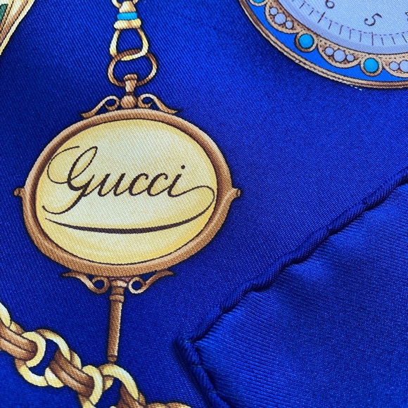 💙 GUCCI SILK SCARF AUTHENTIC - Picture 3 of 11